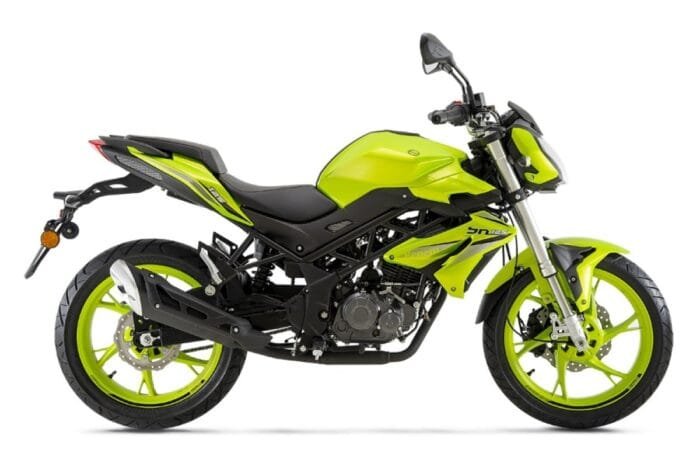 Benelli-BN125-Exhaust-system-and-rear-silencer-by-Max-Torque-Cans-UK-2